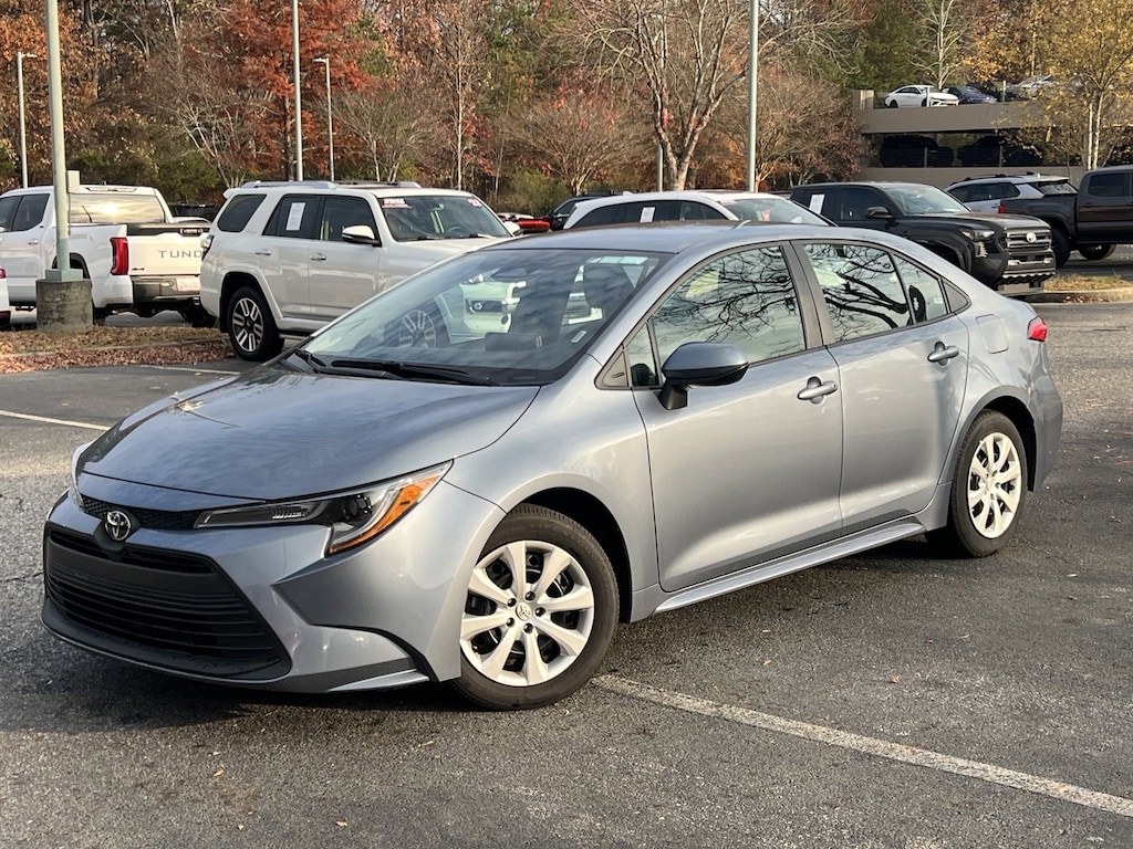 Used 2025 Toyota Corolla LE Sedan