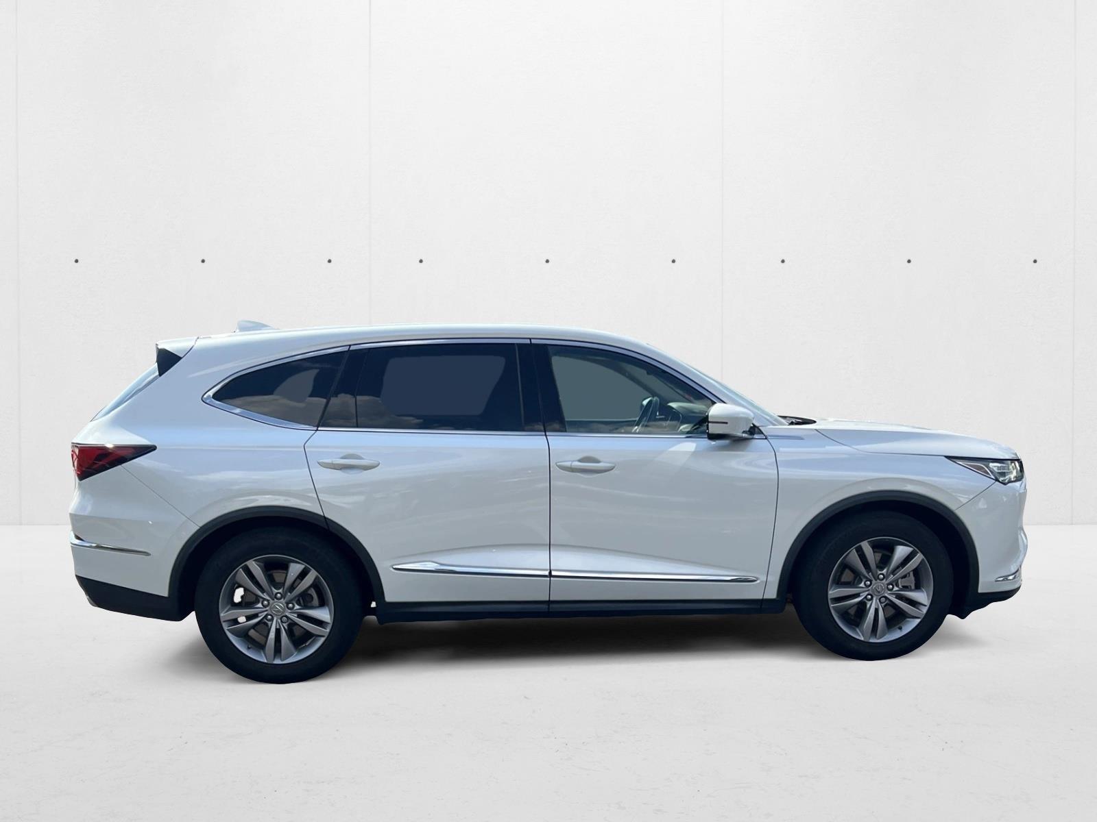 2022 Acura MDX SH-AWD photo 3
