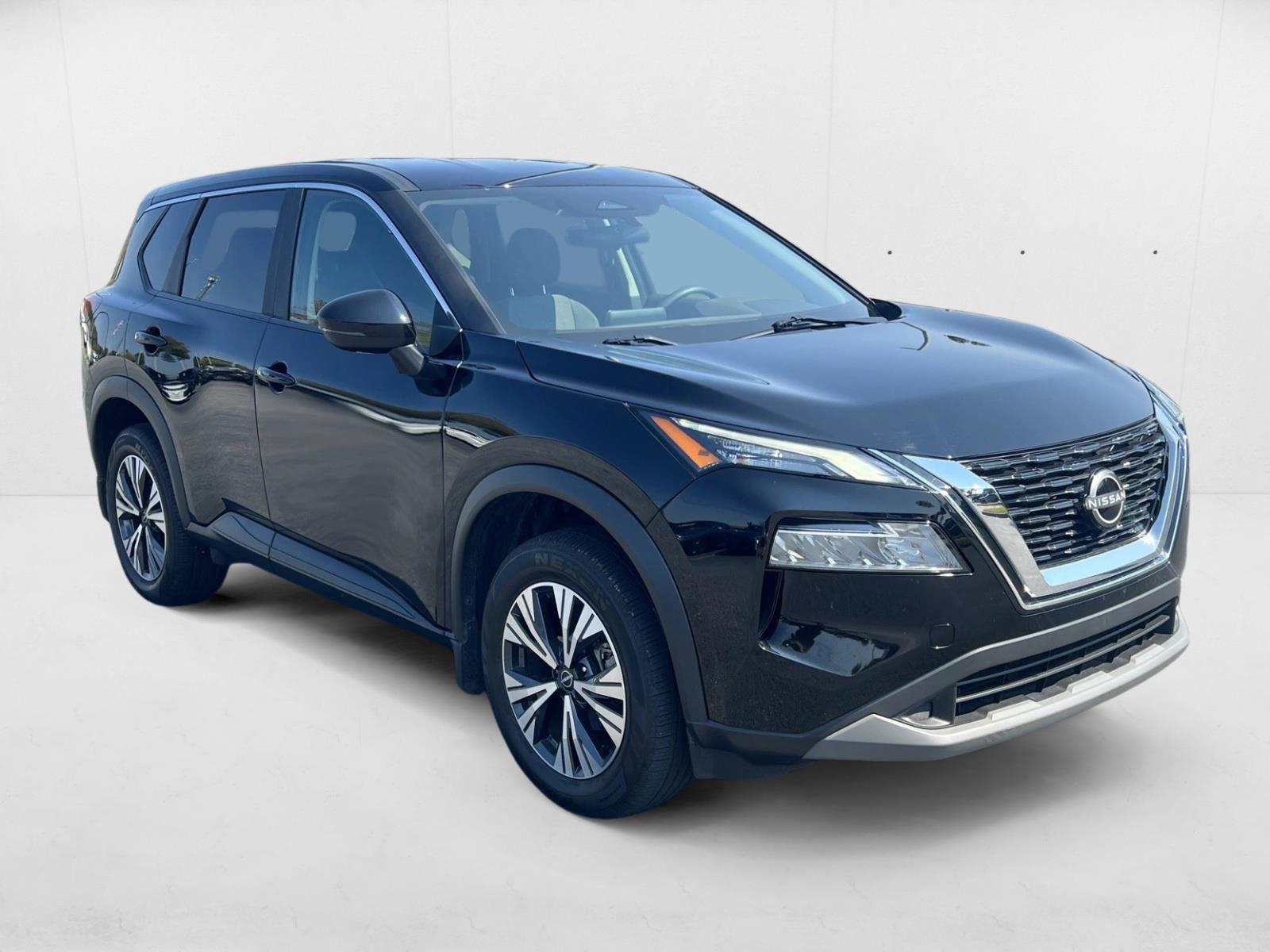 2023 Nissan Rogue SV photo 3