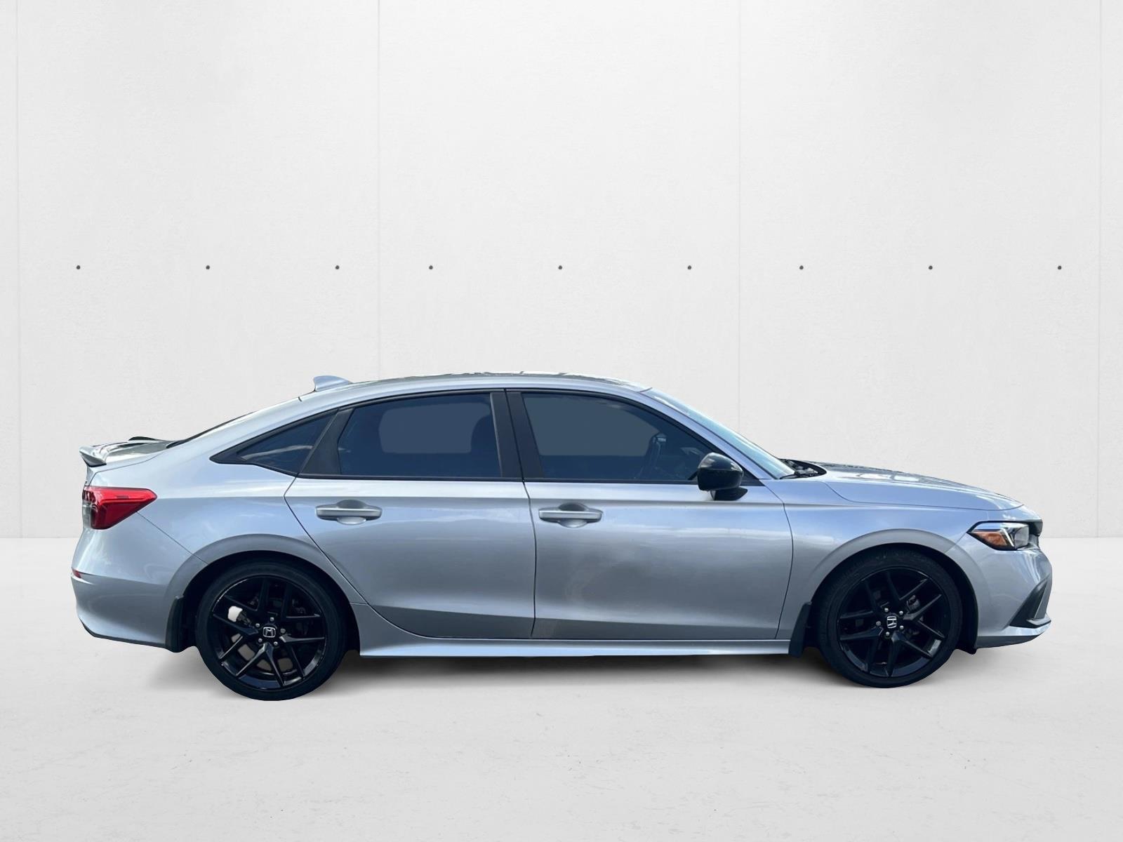 2022 Honda Civic Sport photo 4