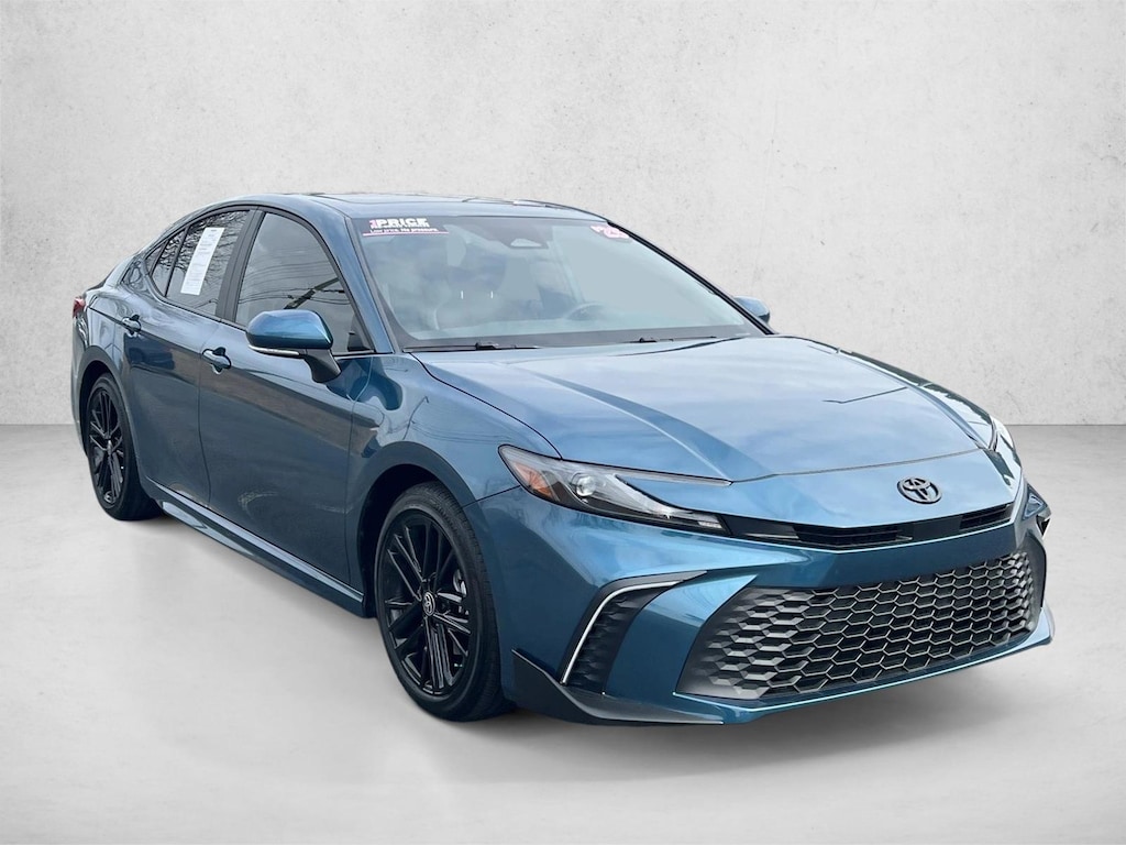 Certified 2025 Toyota Camry SE Sedan