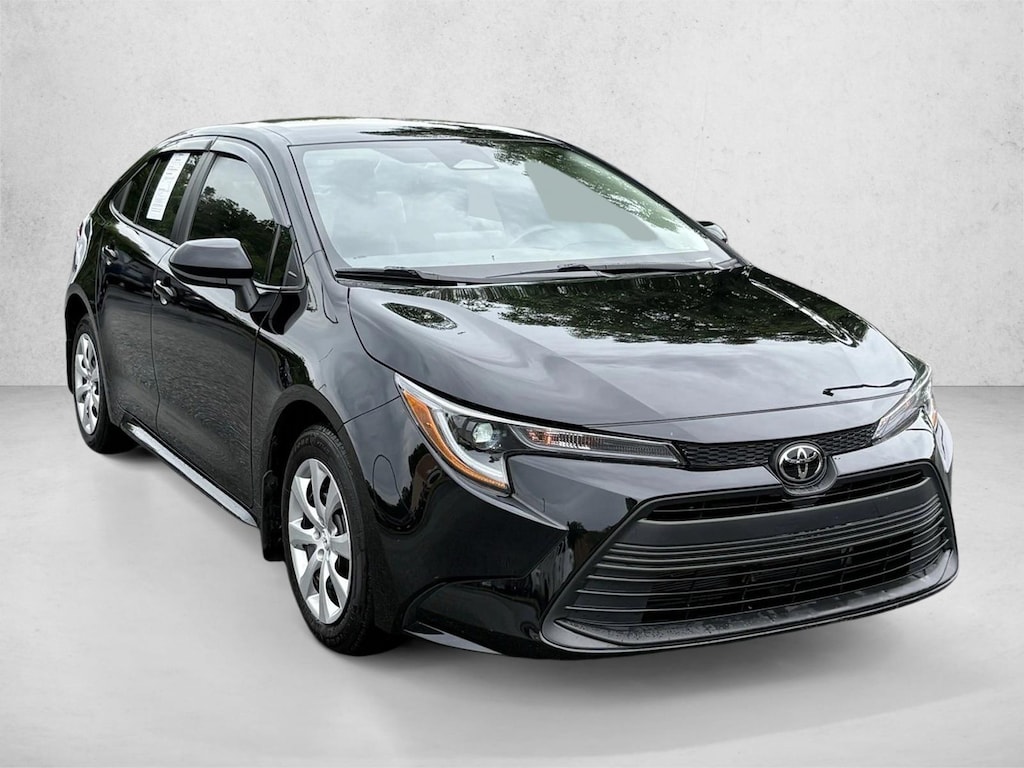 Certified 2025 Toyota Corolla LE Sedan