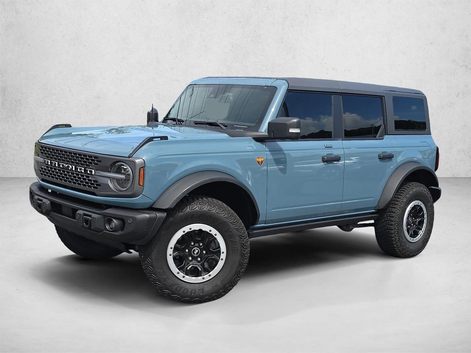 2023 Ford Bronco Badlands 4x4's photo