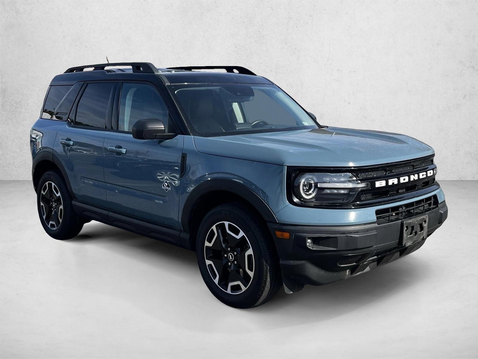 2022 Ford Bronco Sport Outer Banks photo 3