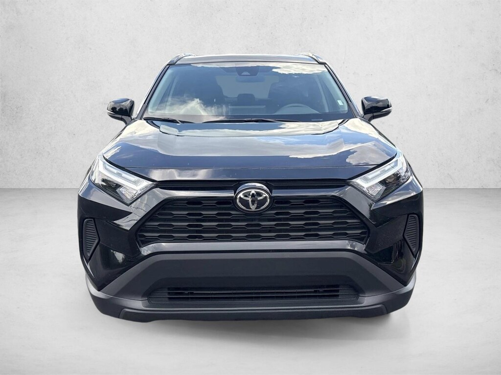 Used 2025 Toyota RAV4 XLE SUV