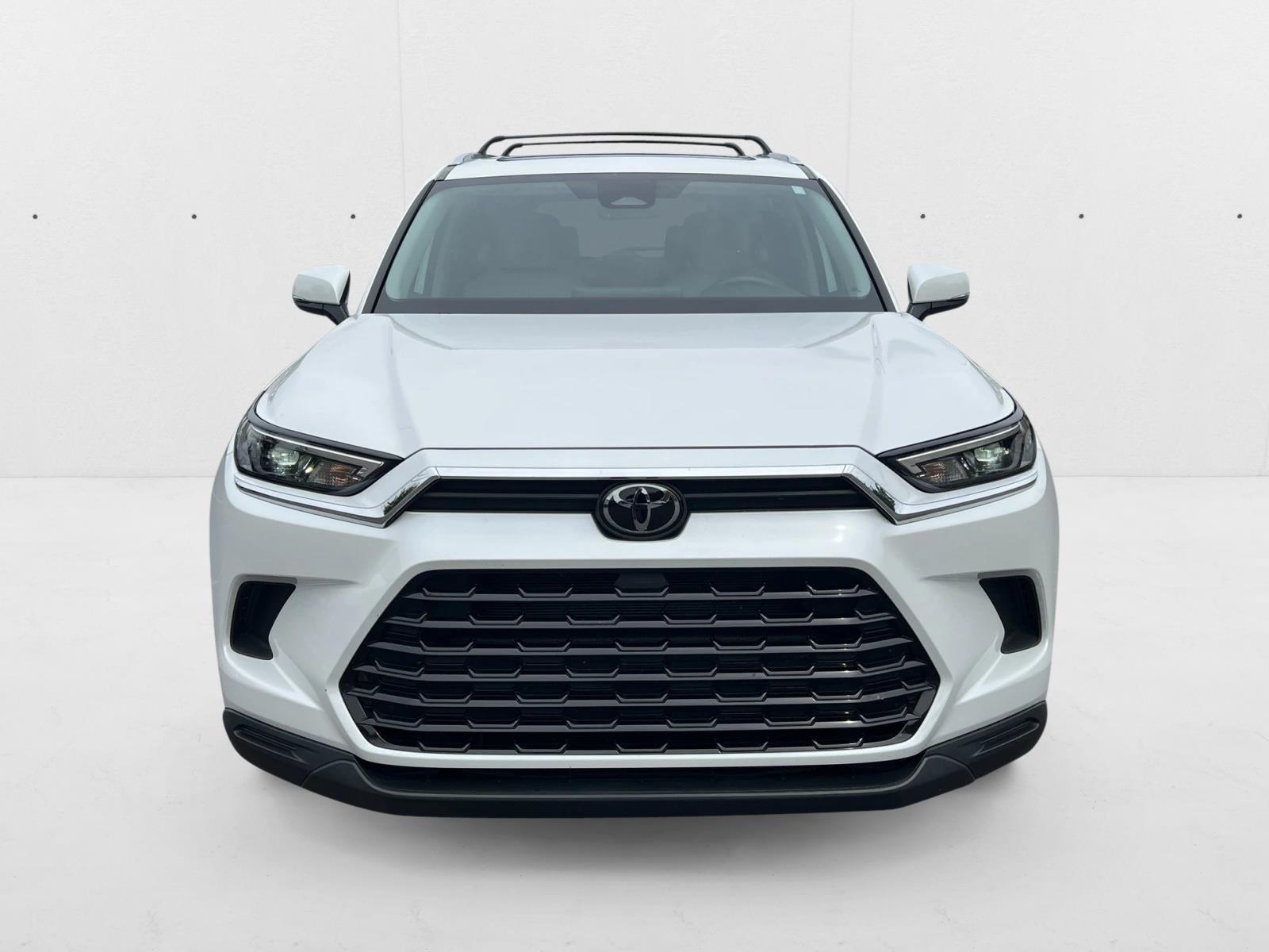 2024 Toyota Grand Highlander XLE photo 2