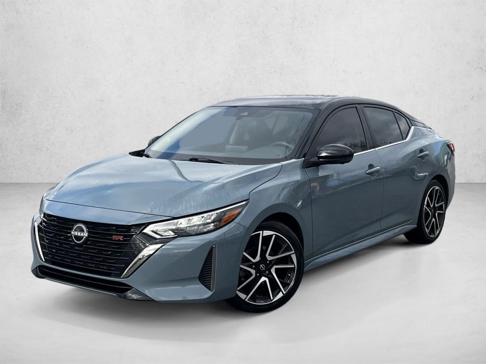 2025 Nissan Sentra SR's photo