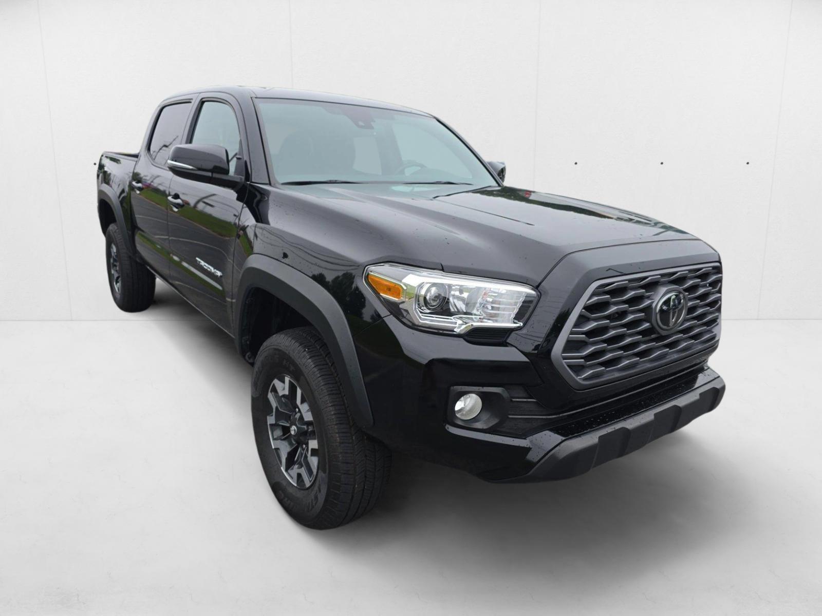 2023 Toyota Tacoma TRD V6 photo 3