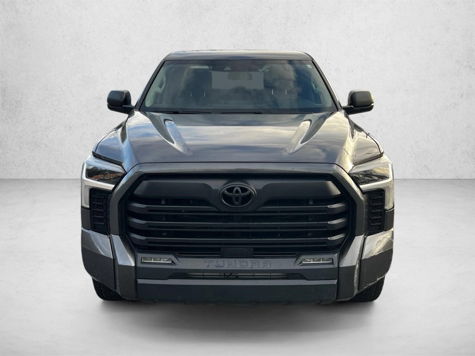 2023 Toyota Tundra SR5's photo