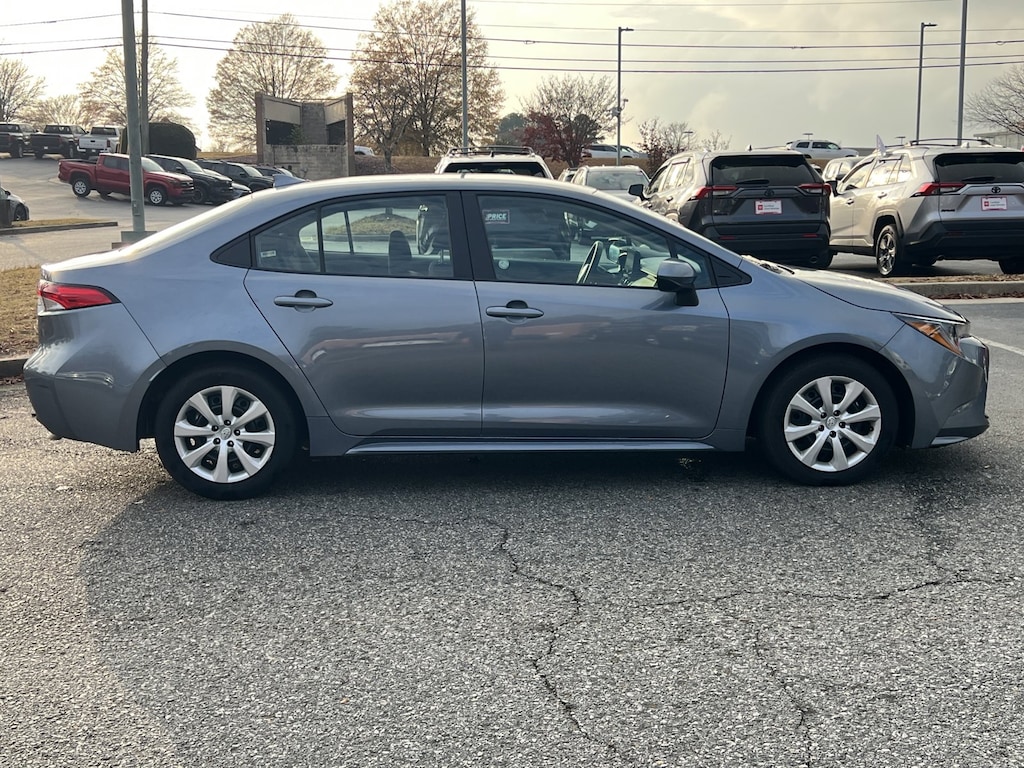 Used 2025 Toyota Corolla LE Sedan