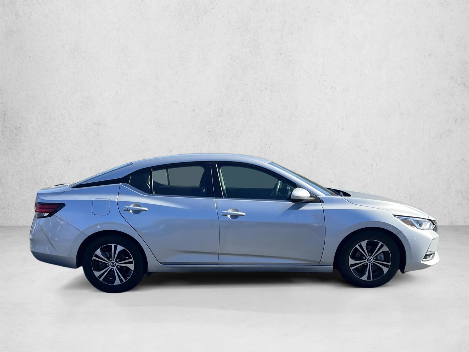 2023 Nissan Sentra SV photo 4