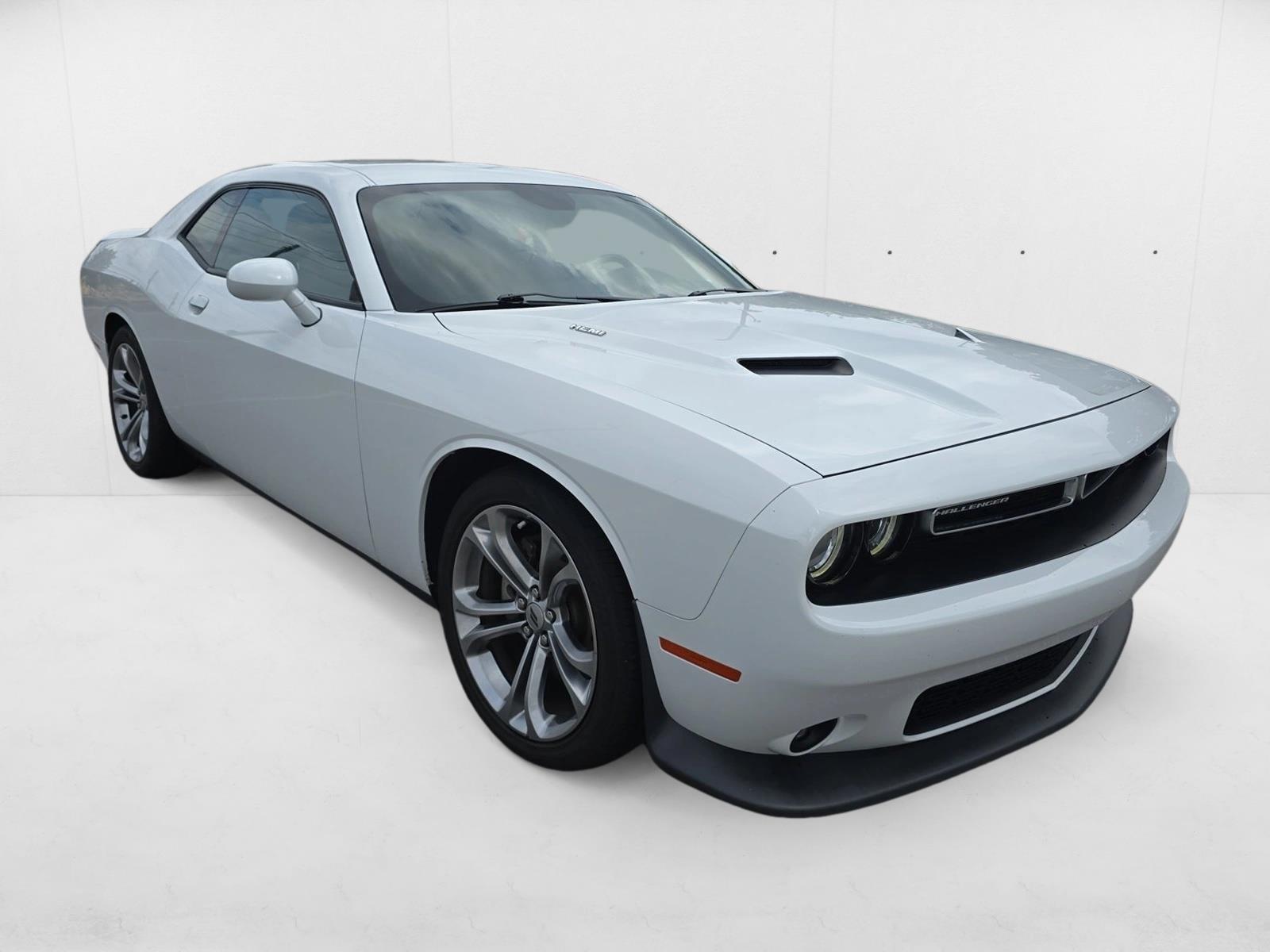 2021 Dodge Challenger R/T photo 3