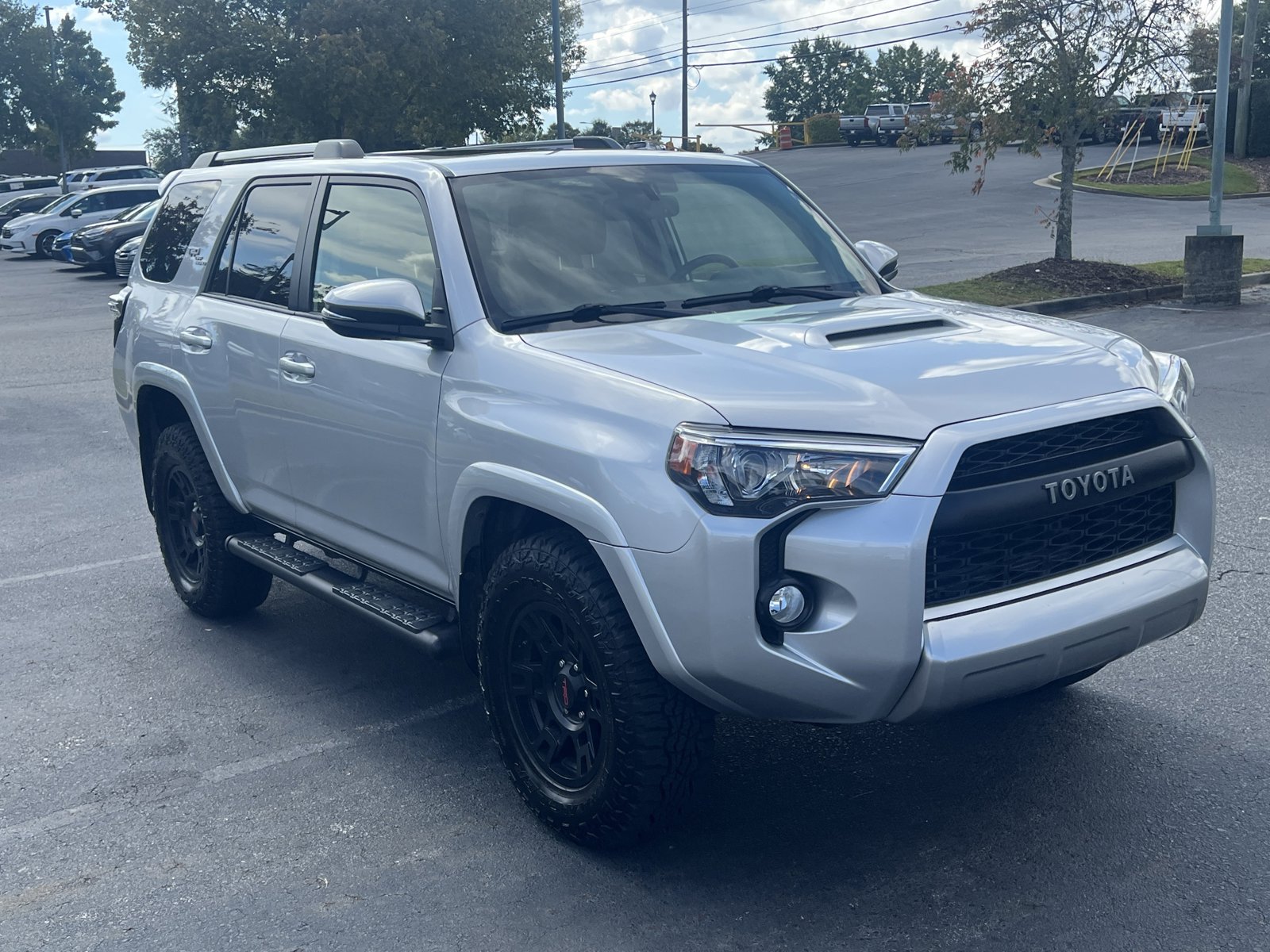 2017 Toyota 4Runner TRD Premium photo 3