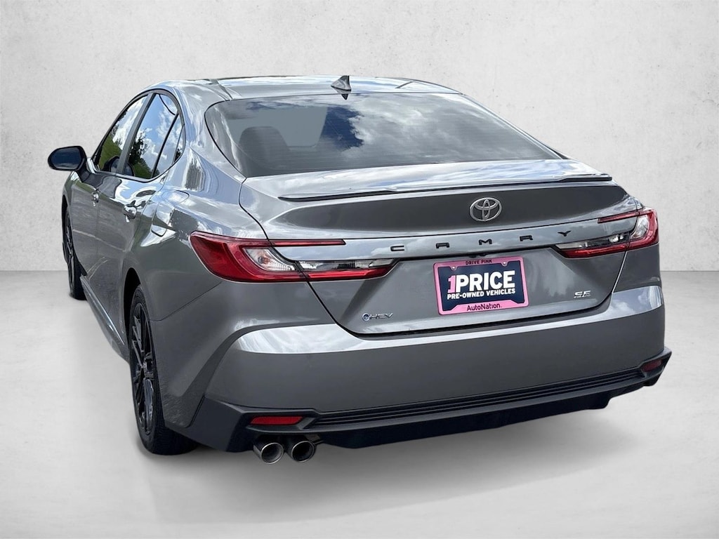 Certified 2025 Toyota Camry SE Sedan