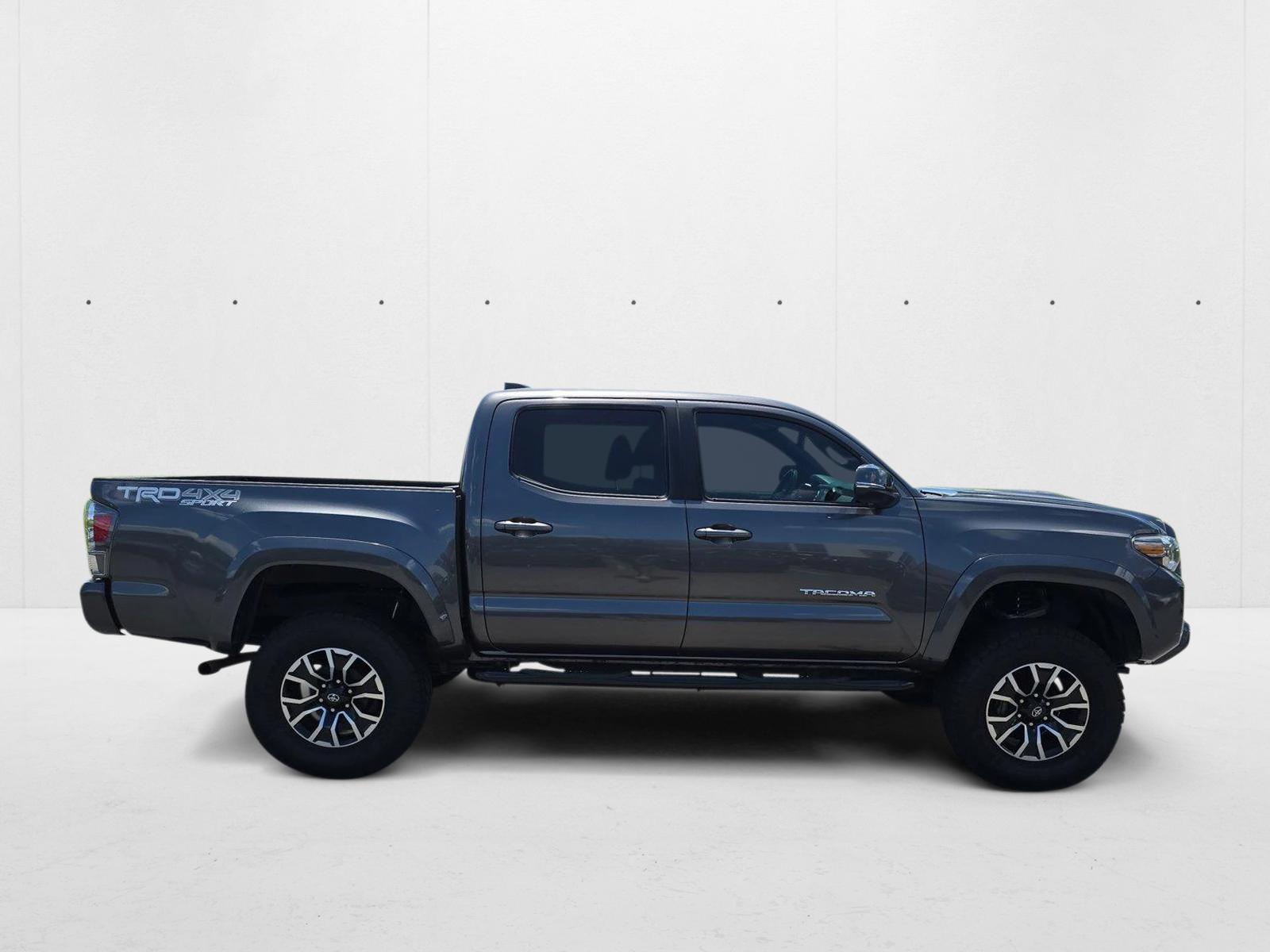 2021 Toyota Tacoma TRD Sport V6 photo 4