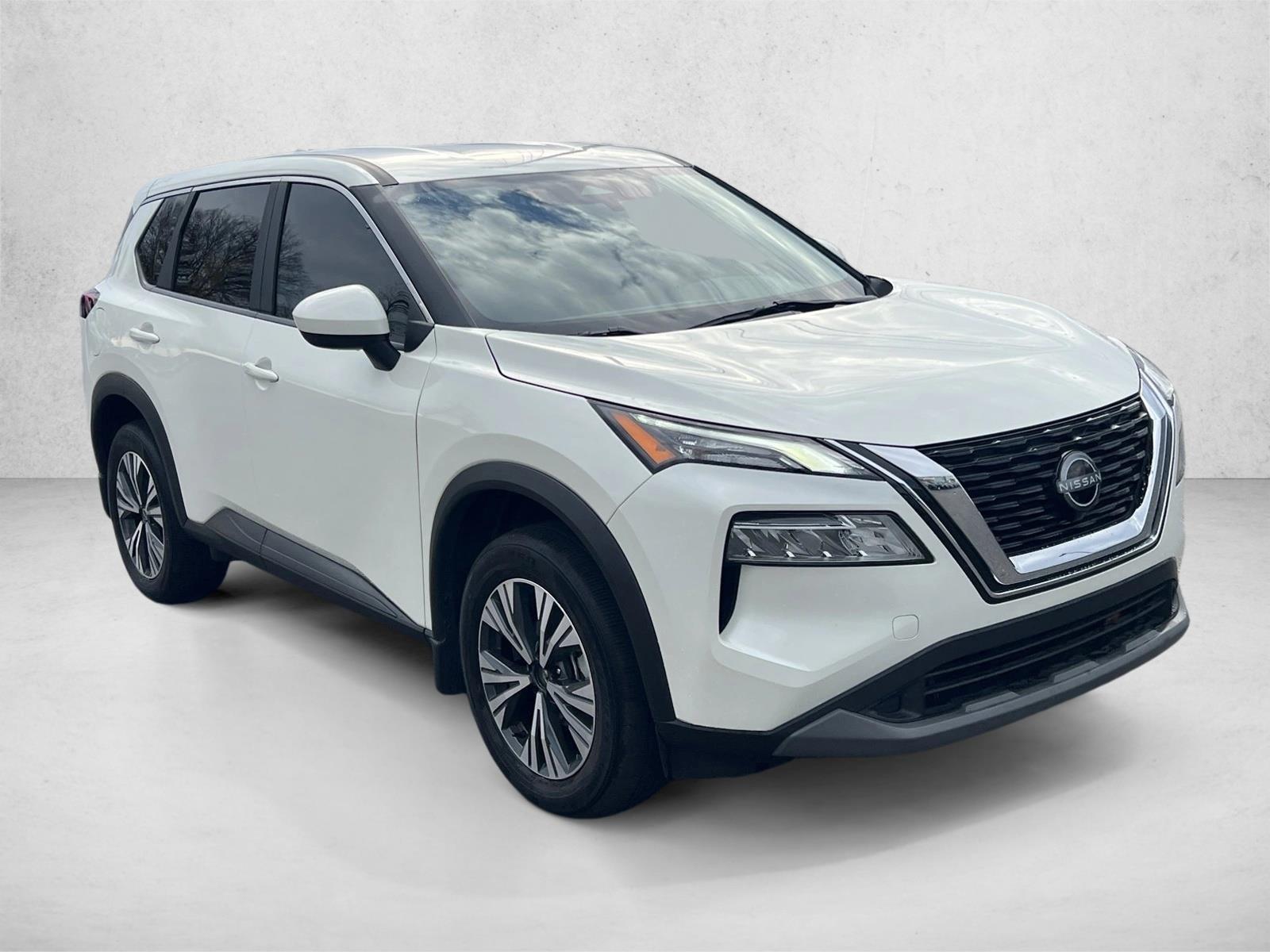 2023 Nissan Rogue SV photo 3