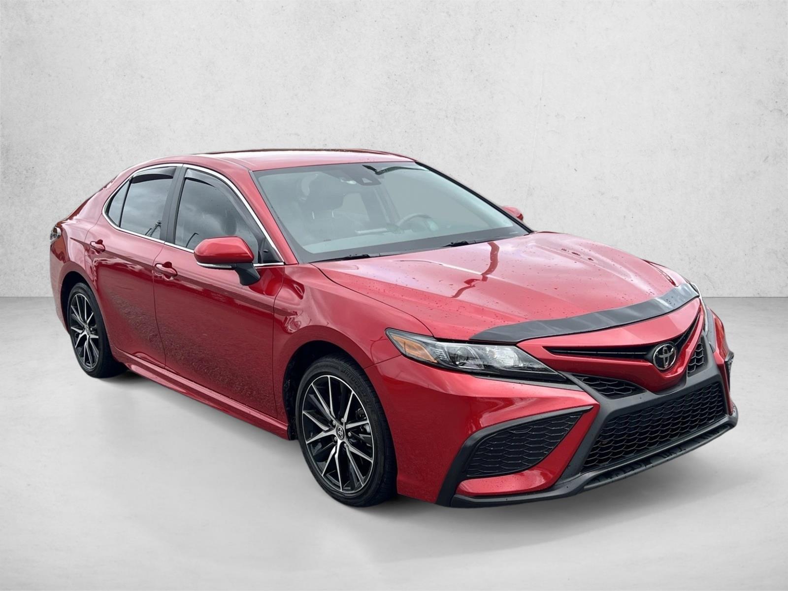 2024 Toyota Camry SE photo 3