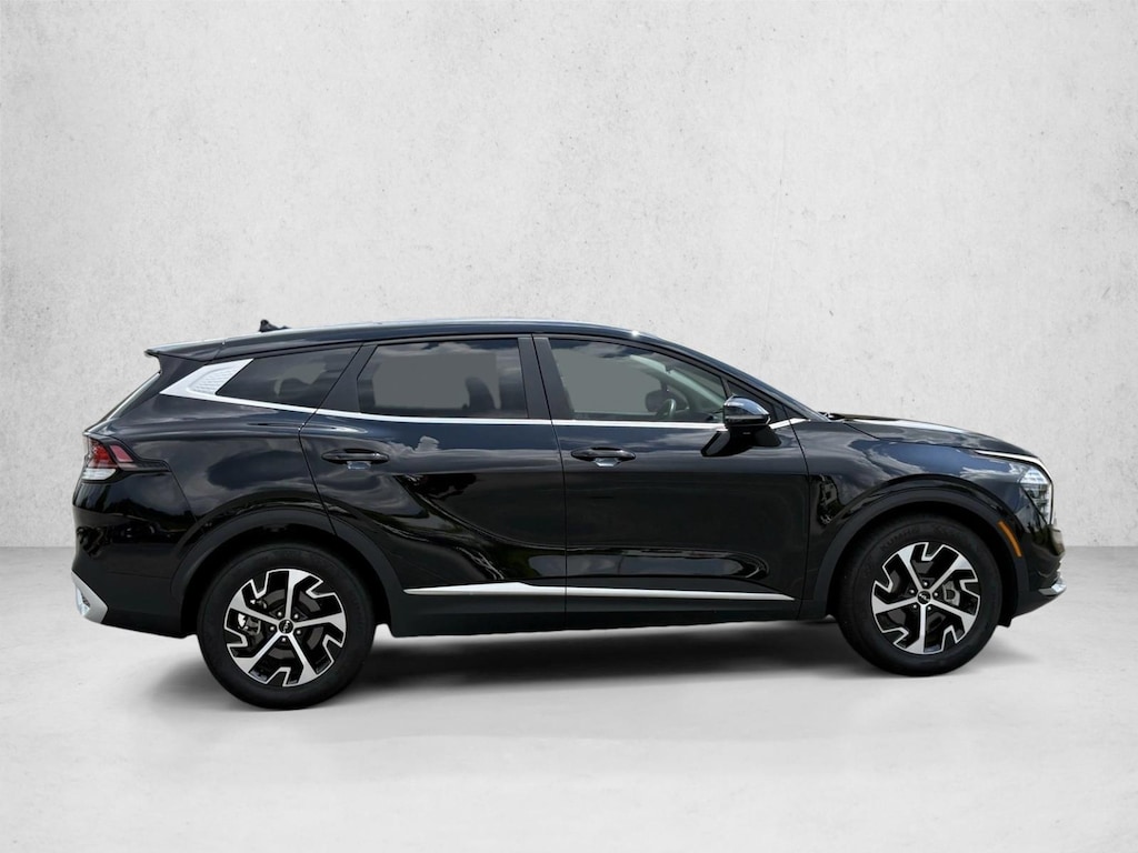 Used 2025 Kia Sportage EX SUV