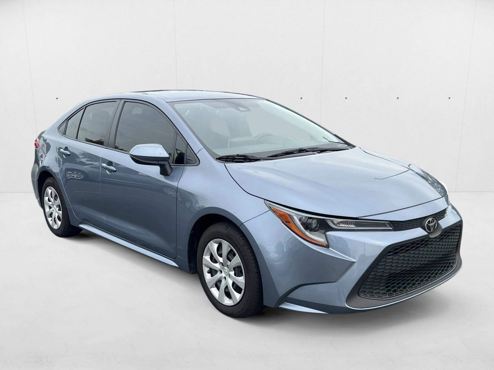 2021 Toyota Corolla LE photo 3