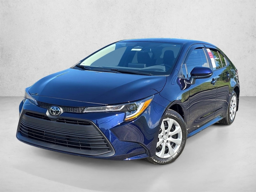 Certified 2025 Toyota Corolla LE Sedan