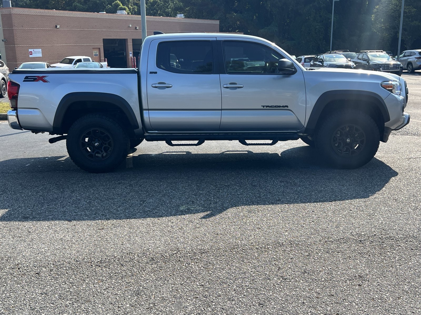 2023 Toyota Tacoma SR5 V6 photo 4