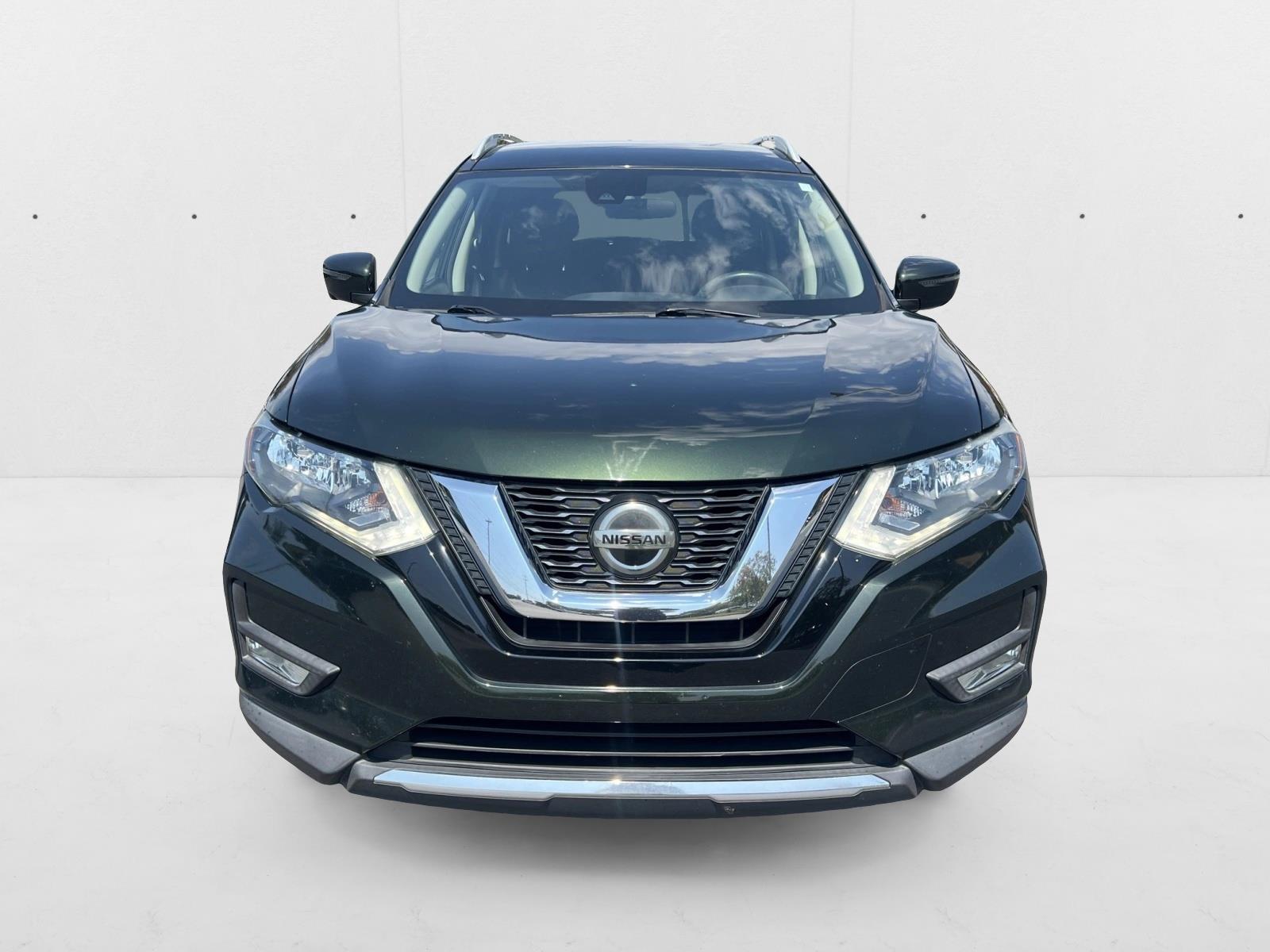 2019 Nissan Rogue SV photo 2