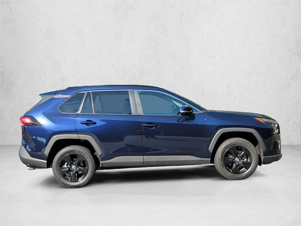 Used 2022 Toyota RAV4 XLE SUV