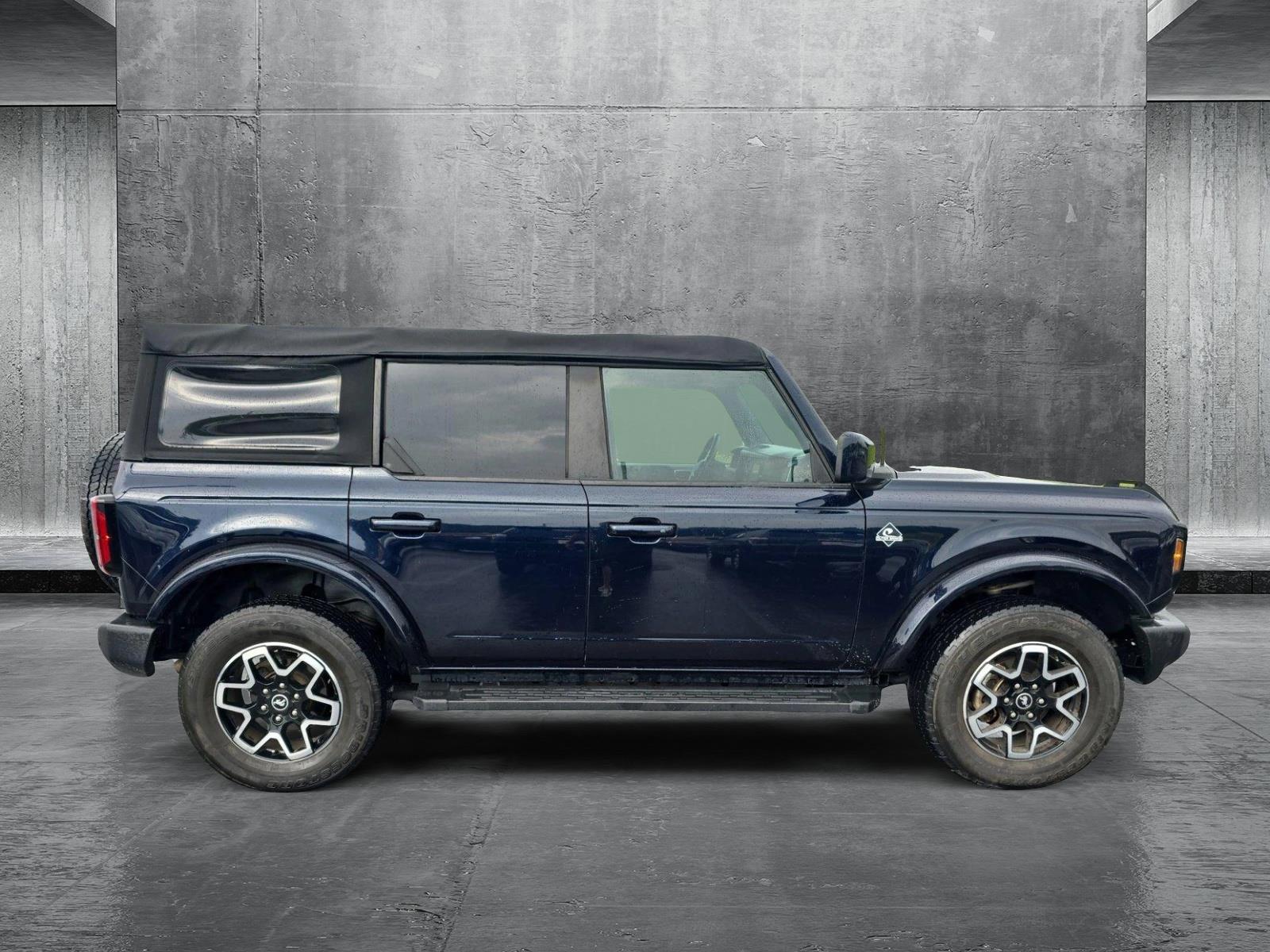 2021 Ford Bronco Outer Banks photo 4
