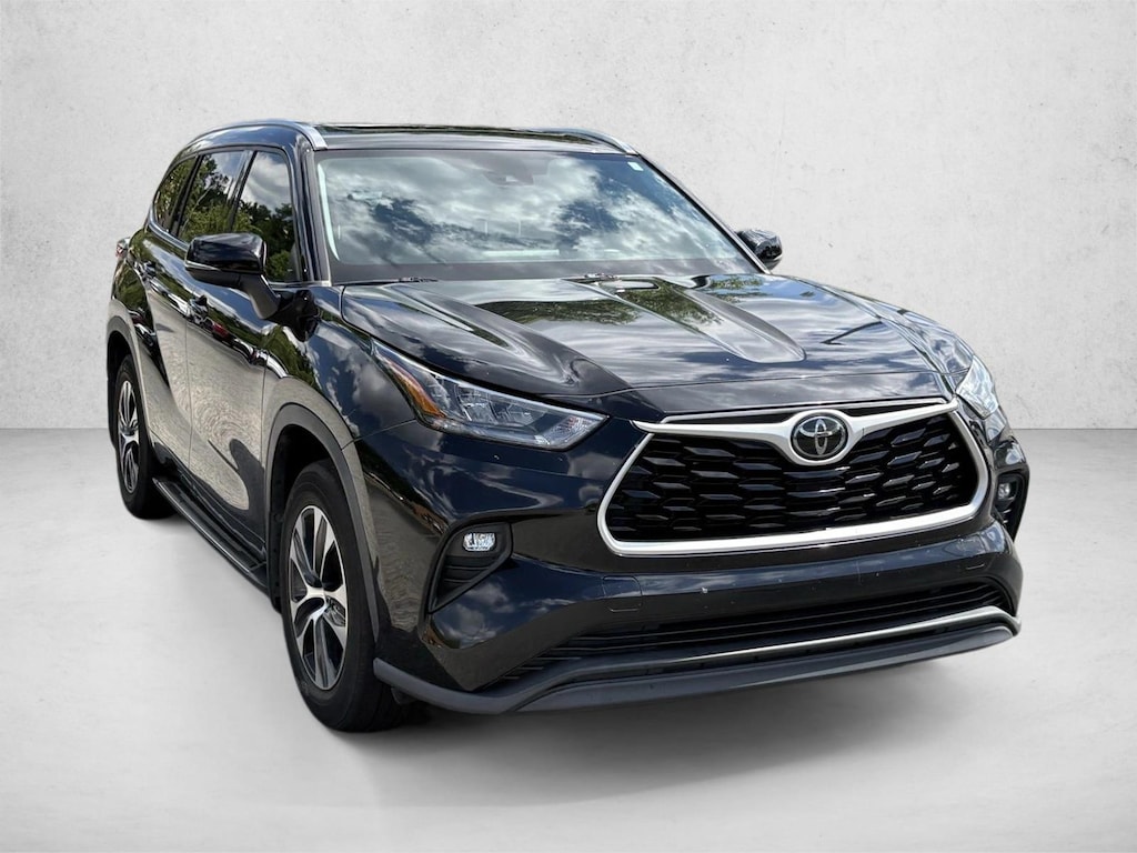 Used 2020 Toyota Highlander XLE SUV