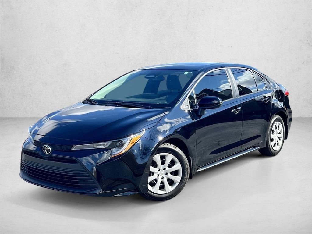Certified 2025 Toyota Corolla LE Sedan