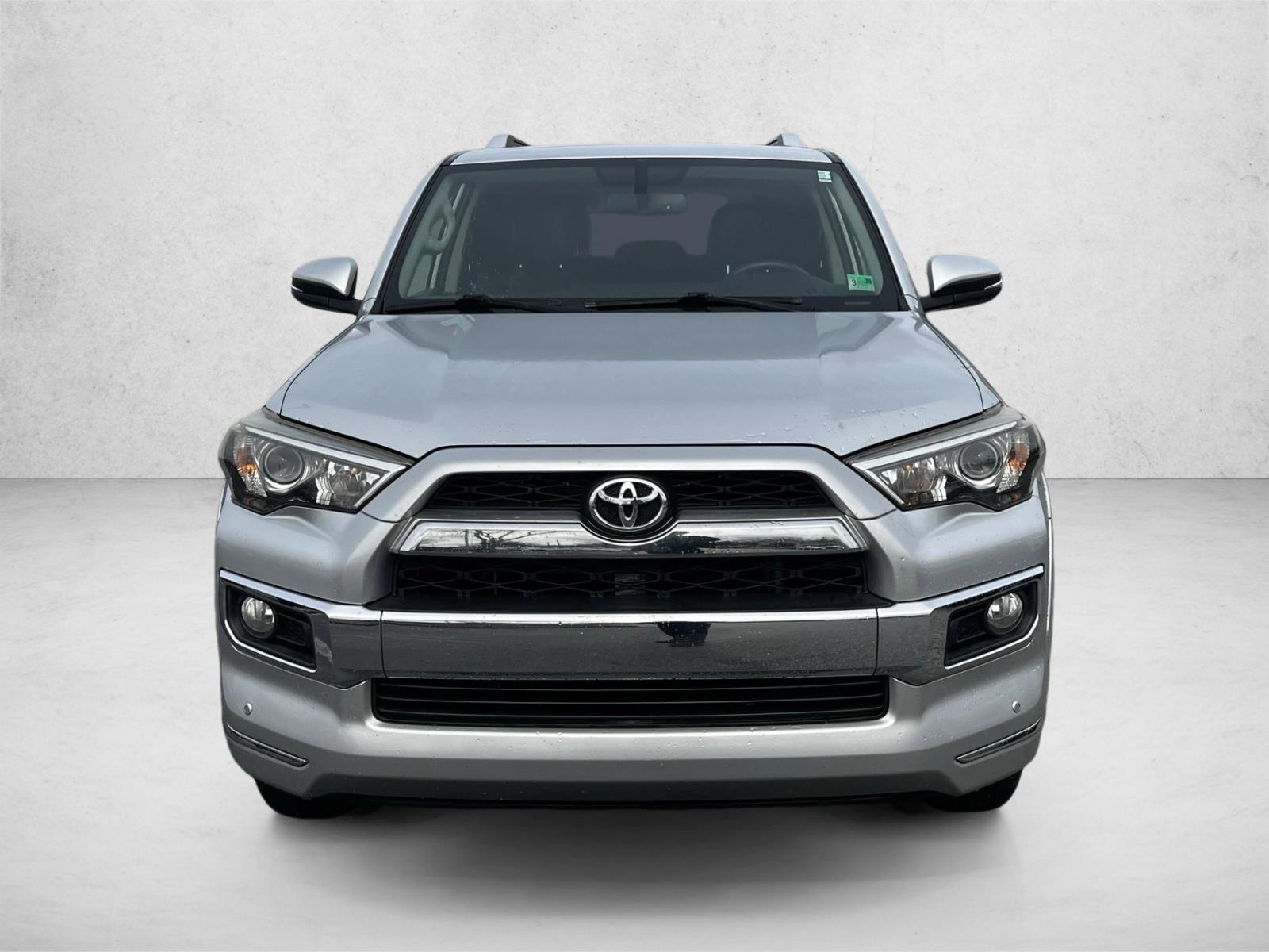 2015 Toyota 4Runner Limited photo 2