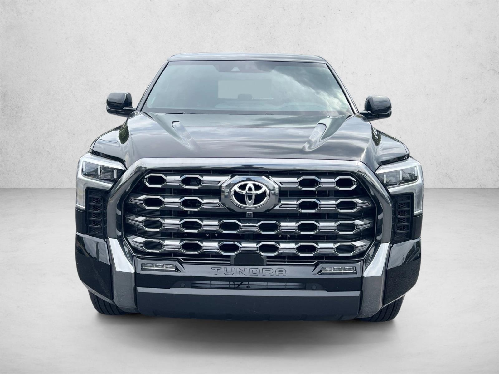 2025 Toyota Tundra Platinum CrewMax photo 2