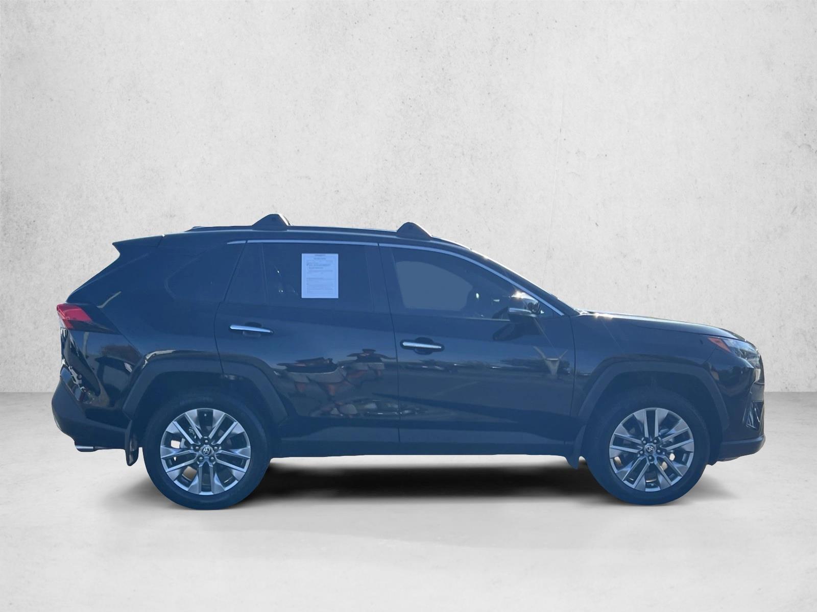2025 Toyota RAV4 Limited photo 4