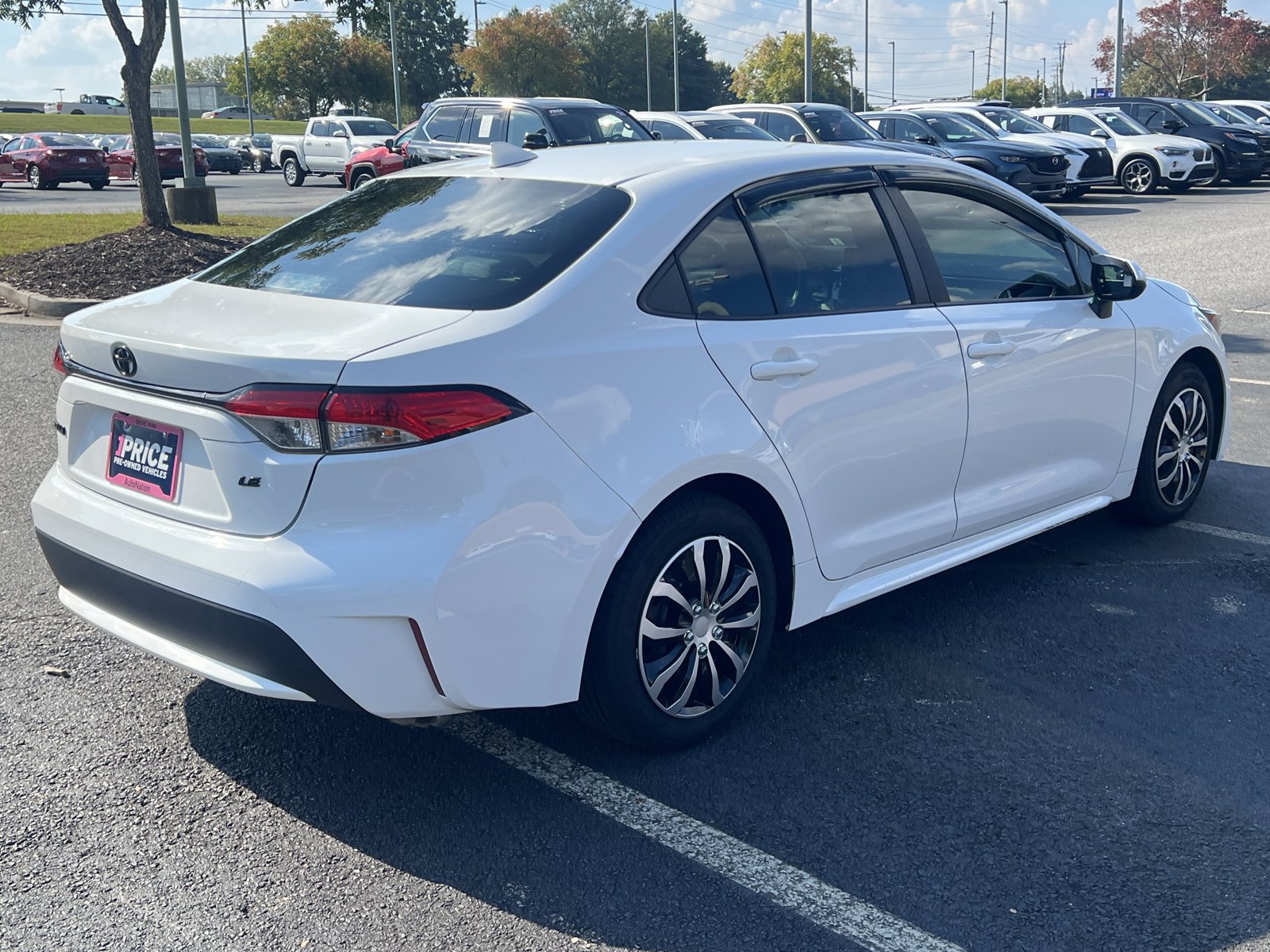 2022 Toyota Corolla LE photo 4
