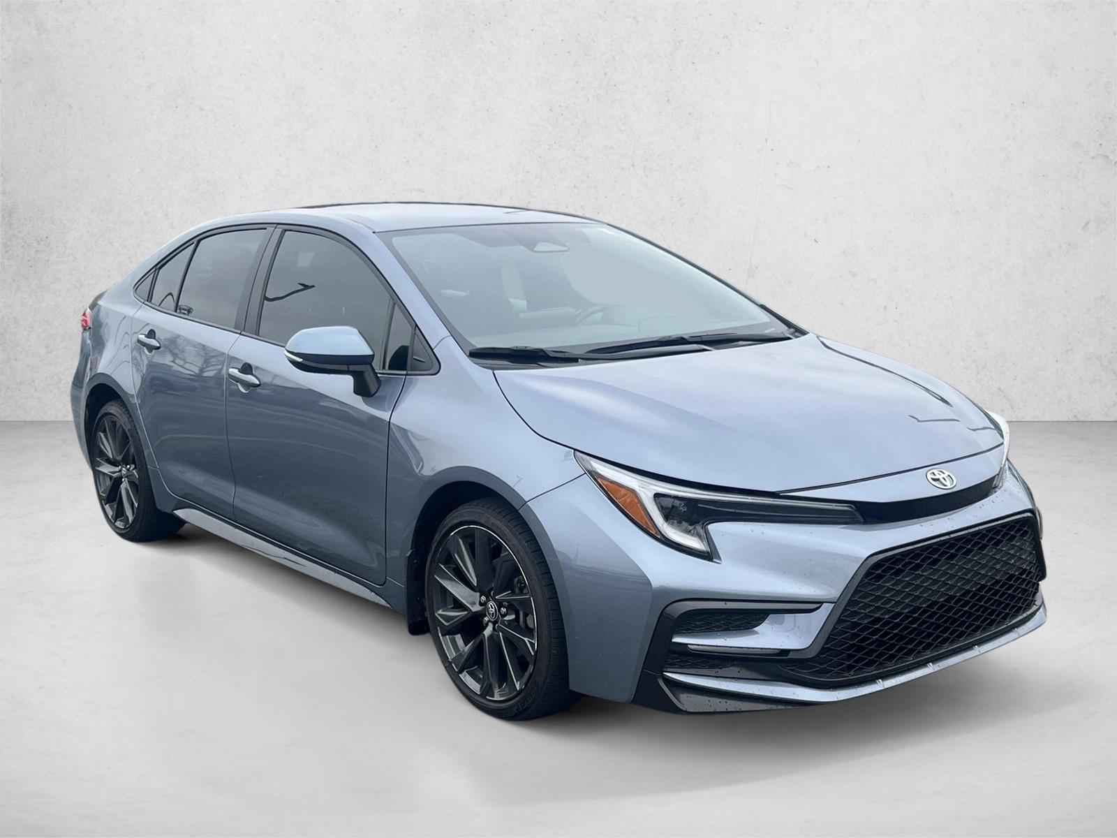 2025 Toyota Corolla SE photo 3