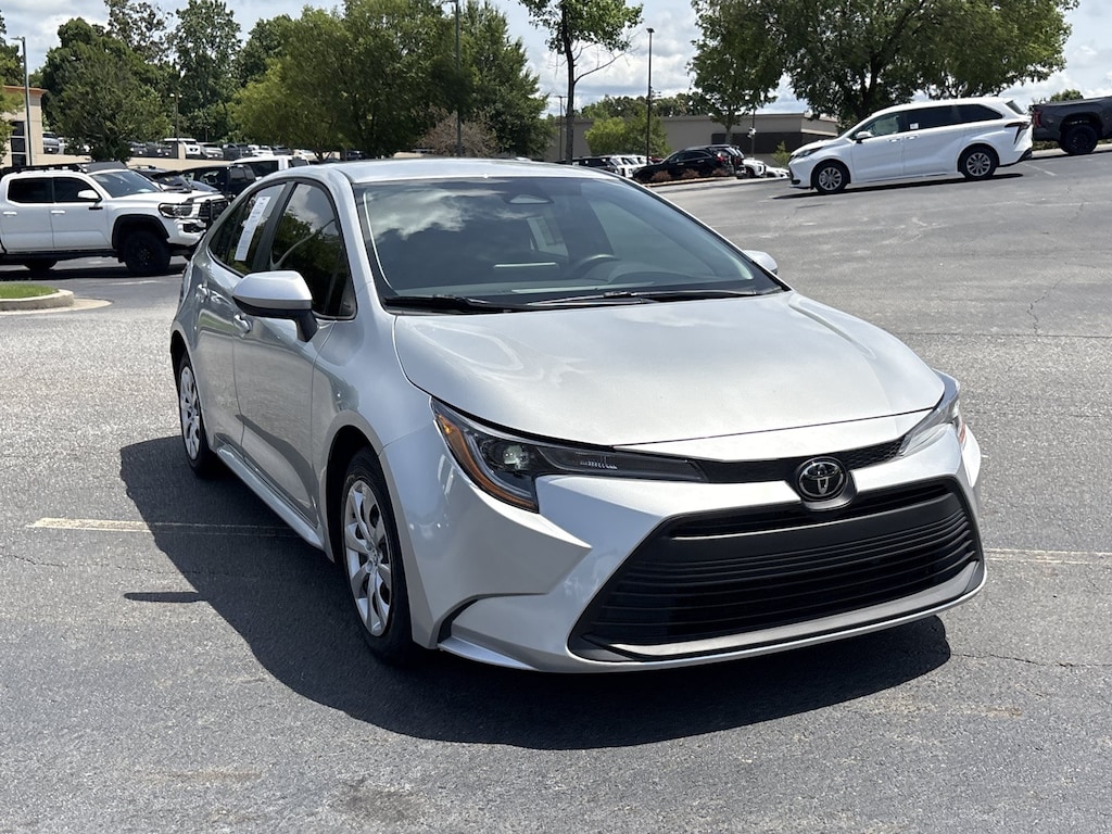 Certified 2025 Toyota Corolla LE Sedan