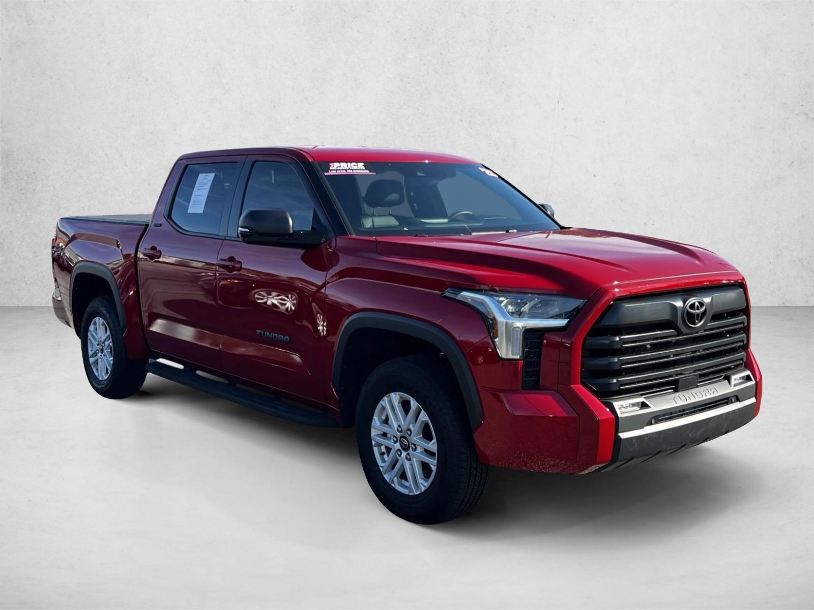 2025 Toyota Tundra SR5 CrewMax photo 3