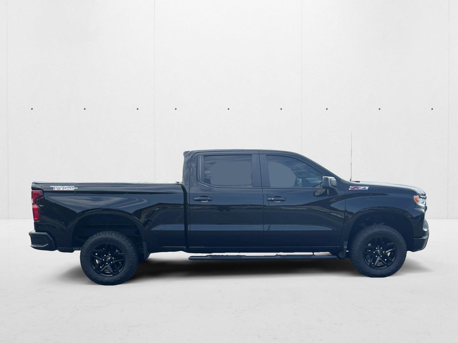 2023 Chevrolet Silverado 1500 LT Trail Boss photo 4