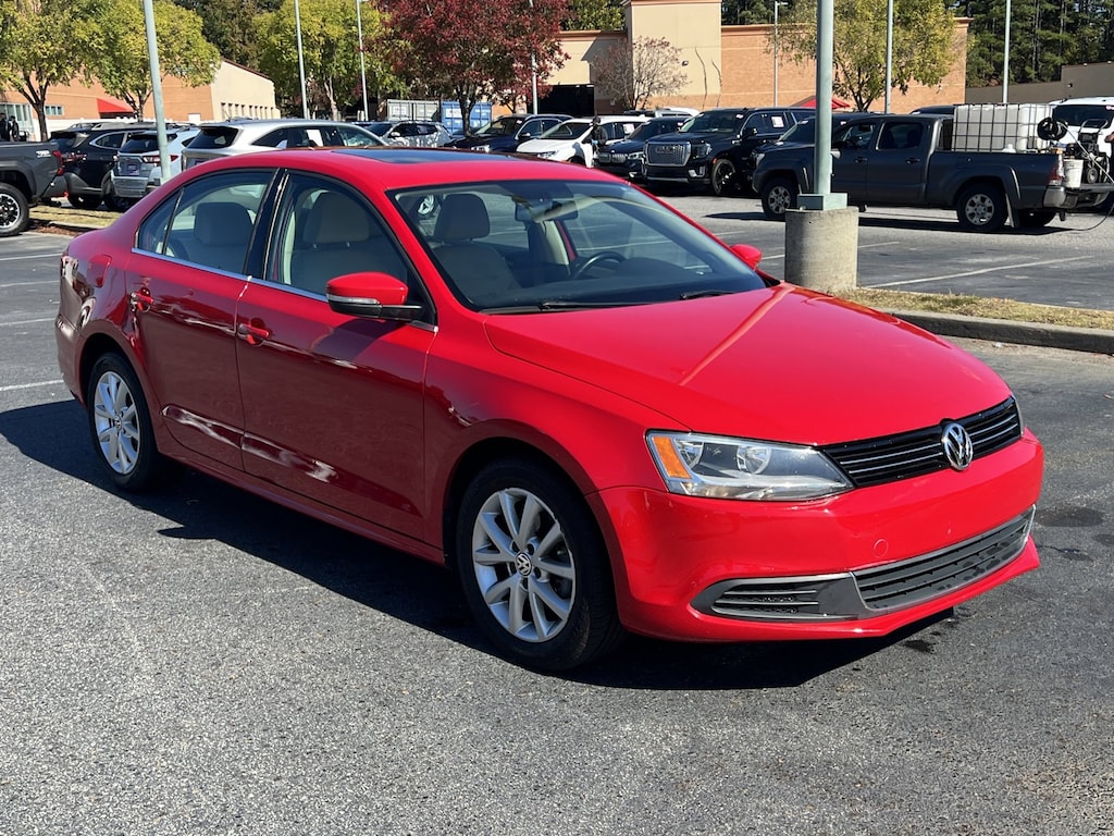 Used 2013 Volkswagen Jetta 2.5L SE Sedan