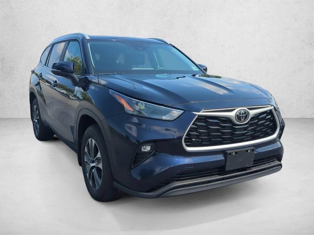Certified 2026 Toyota Highlander XLE SUV