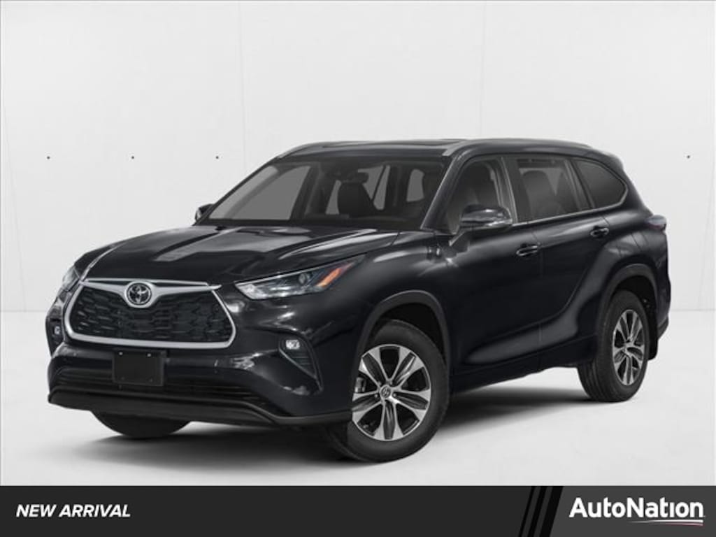 Used 2024 Toyota Highlander XLE SUV