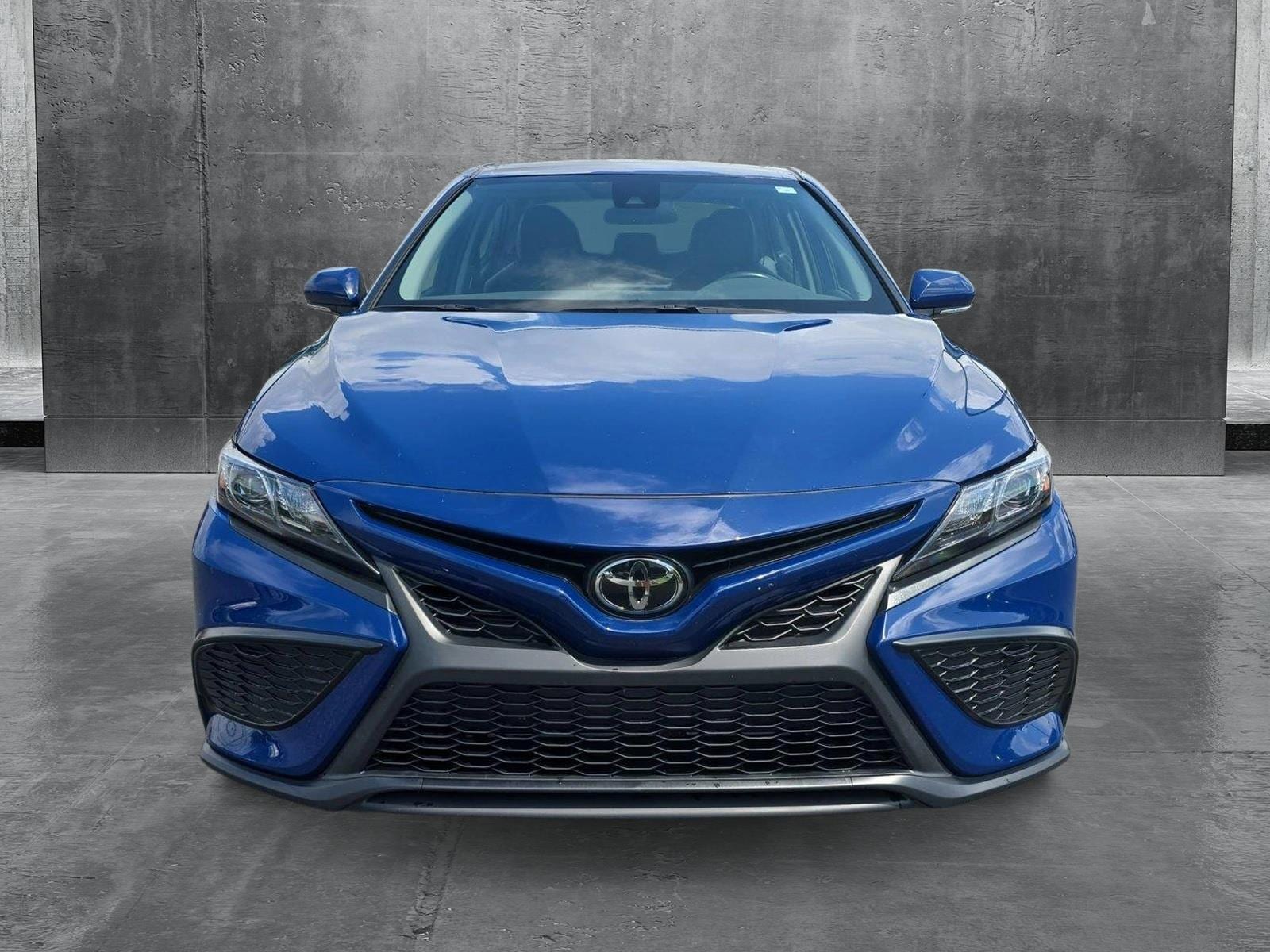 Used 2024 Toyota Camry SE with VIN 4T1G11AK7RU233215 for sale in Buford, GA
