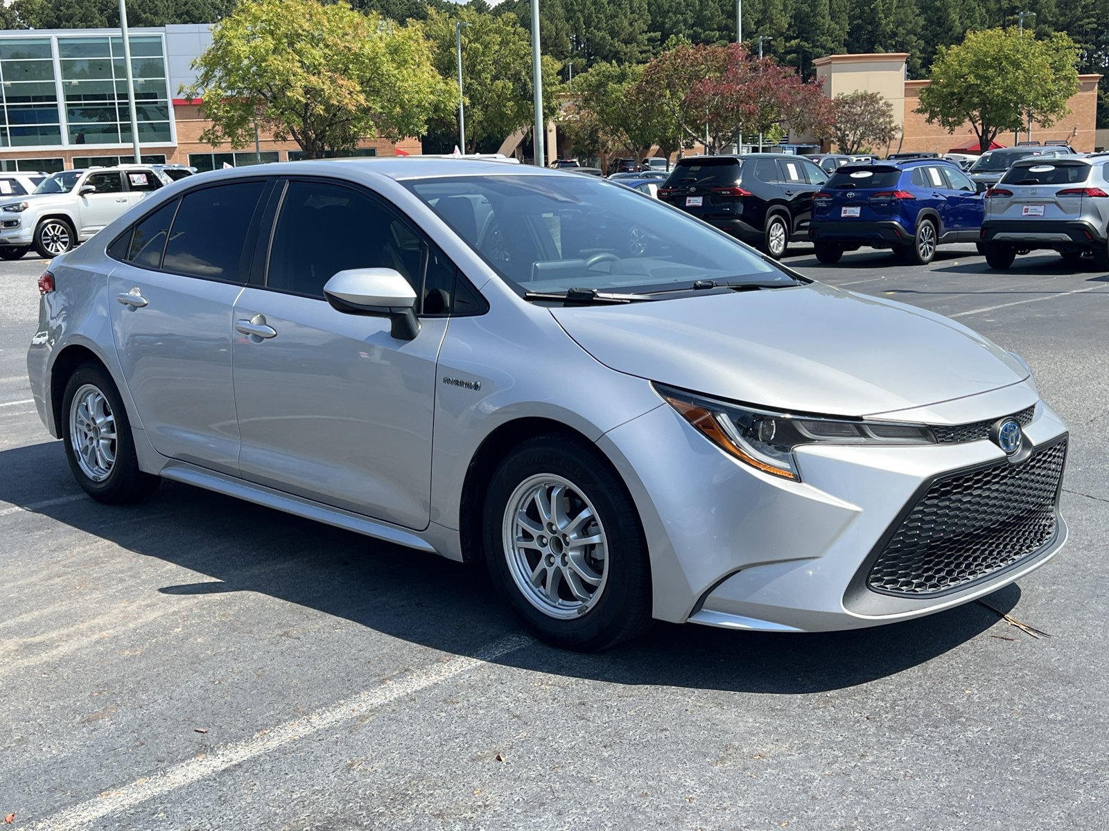 2020 Toyota Corolla Hybrid LE photo 3