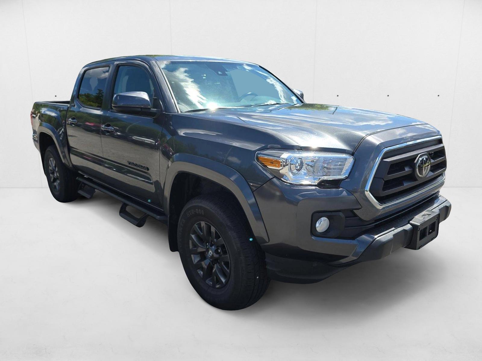 2023 Toyota Tacoma SR5 V6 photo 3