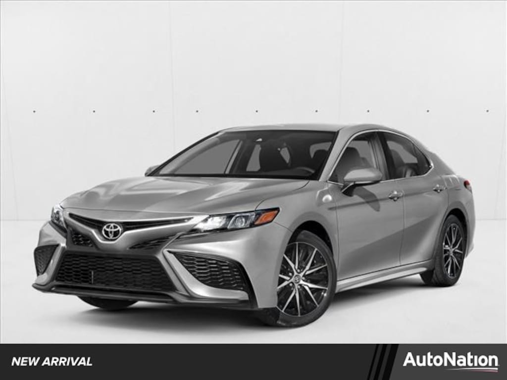 Used 2023 Toyota Camry SE Sedan
