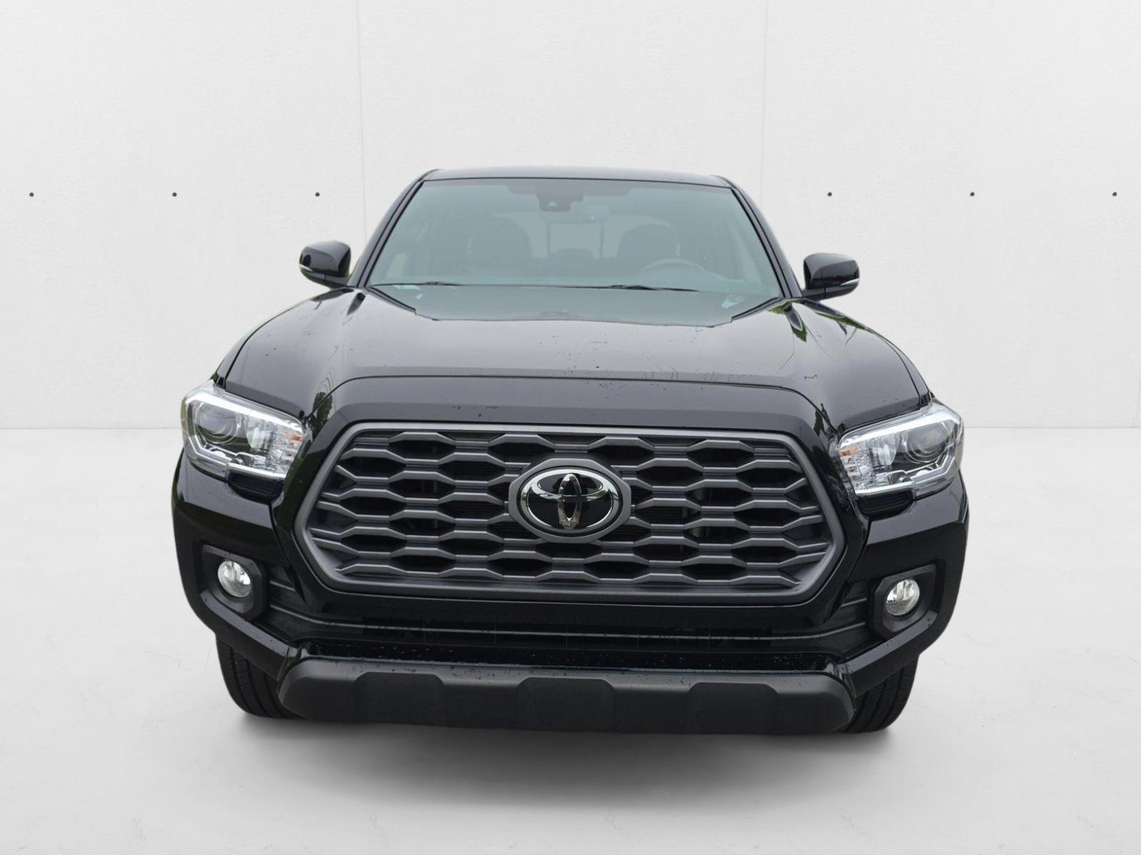 2023 Toyota Tacoma TRD V6 photo 2