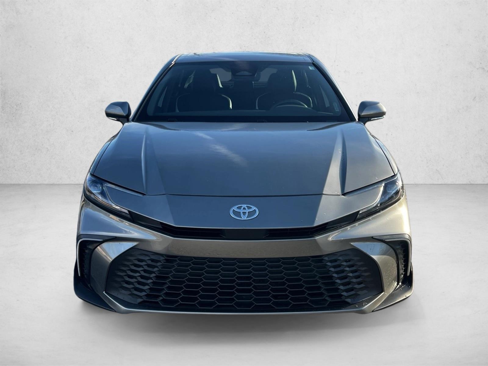 2025 Toyota Camry SE photo 2