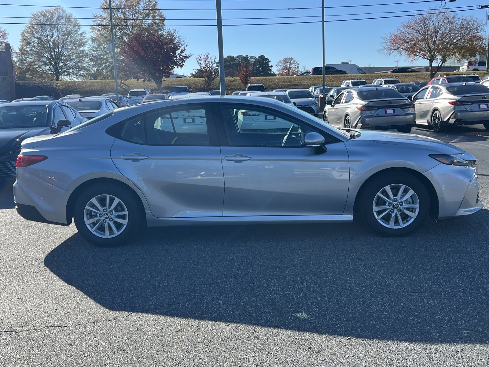 2025 Toyota Camry LE photo 3