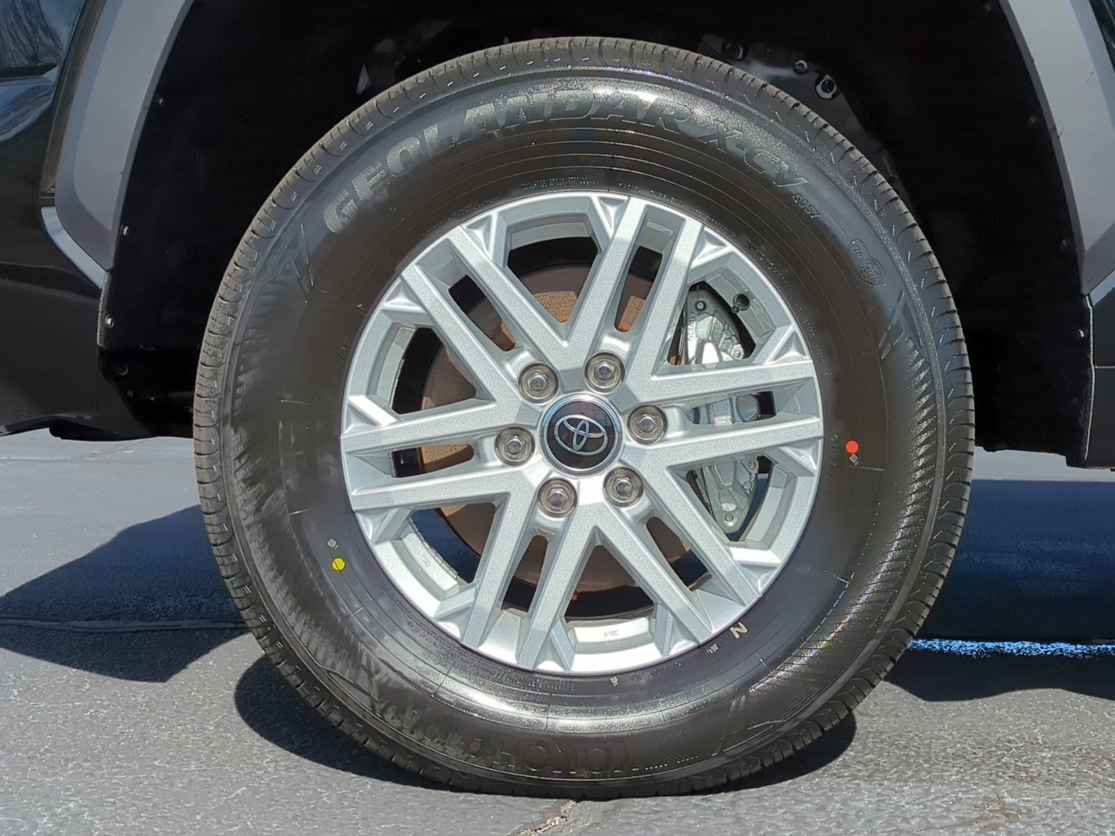 2024 Toyota Tundra SR5 - Photo 10