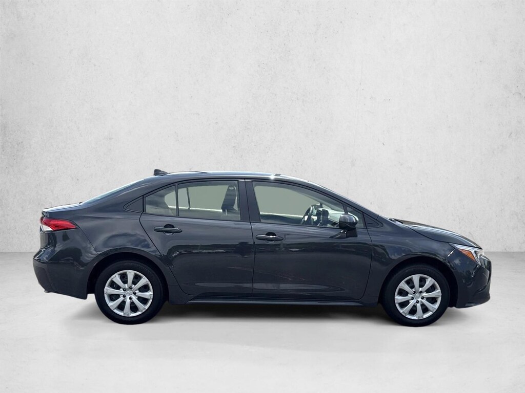 Used 2025 Toyota Corolla Hybrid LE Sedan